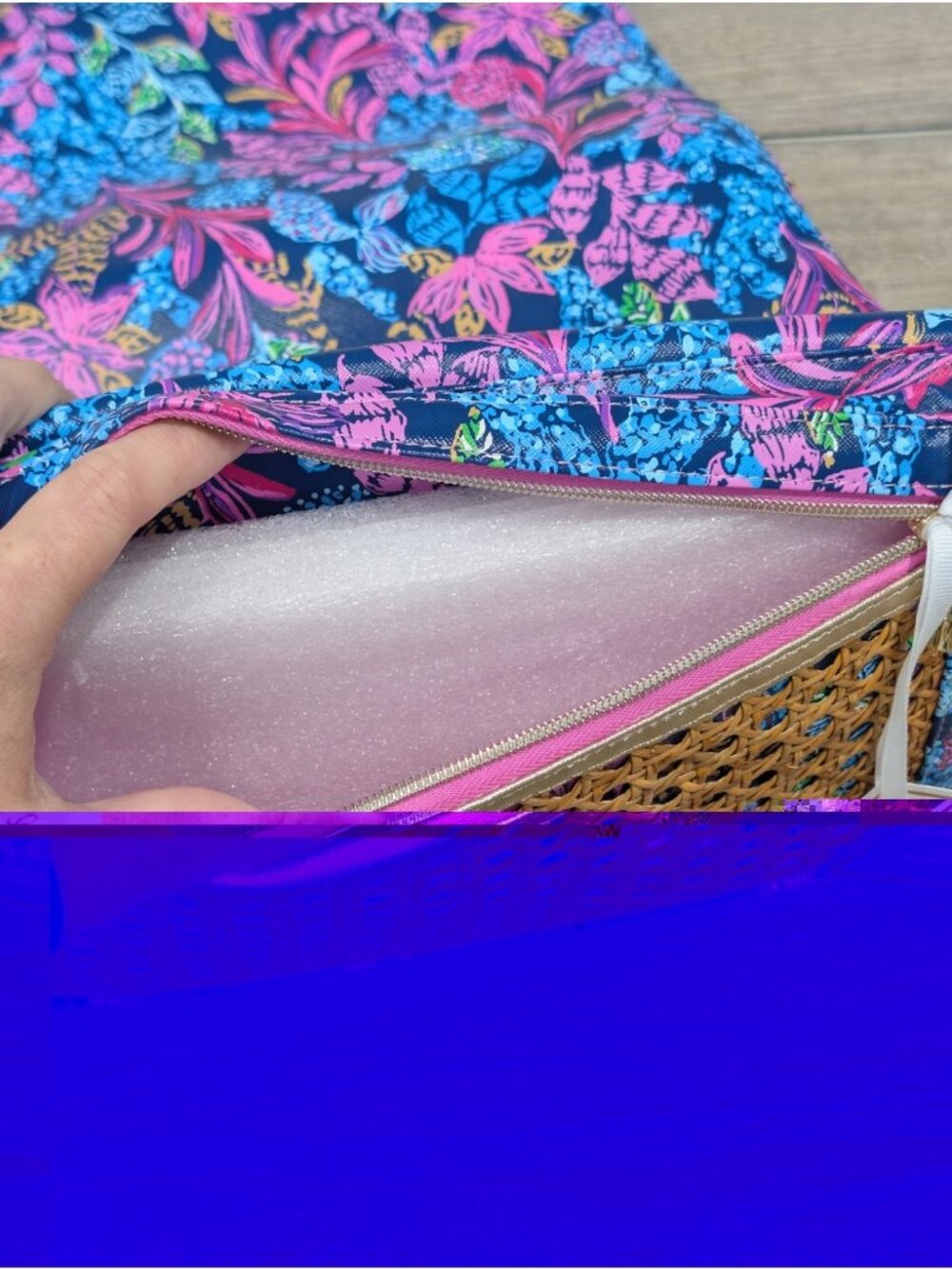 Lilly Pulitzer NWT Laptop Sleeve Leatherette Aegean Navy Calypso Coast - Picture 11 of 12